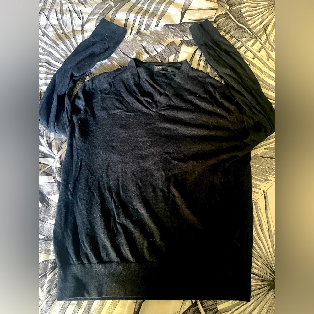 Banana Republic Navy Lightweight Long Sleeve Sweater